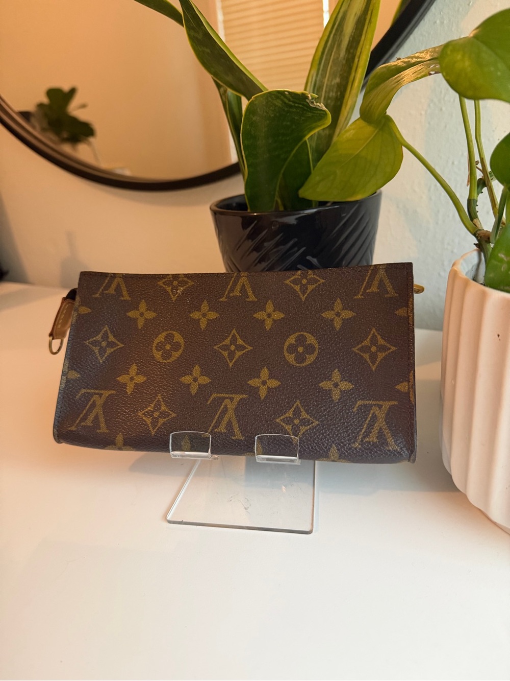 Authentic Louis Vuitton Brown Monogram Crossbody Clutch/Pouch - Picture 14 of 15